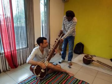 View details about Sitar learning lessons in Varanasi